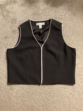 Women’s size 16 vest